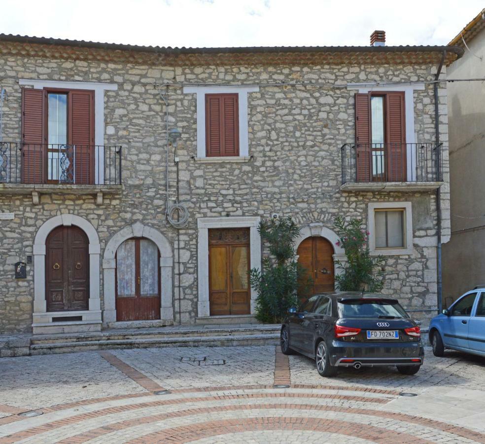 Villa La Casa Di Zia Nina Campolattaro Exterior foto