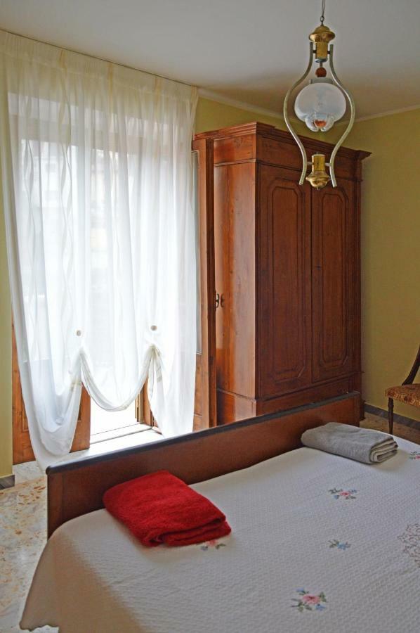 Villa La Casa Di Zia Nina Campolattaro Exterior foto